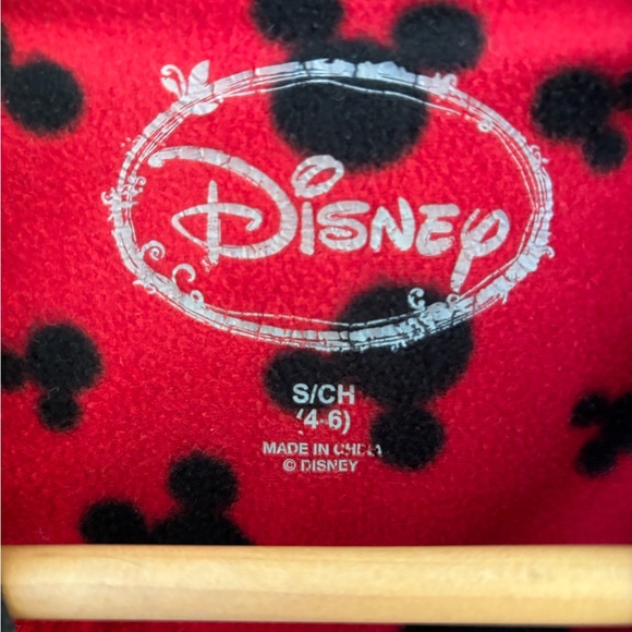 Disney Brand Footed Onesie Pajama PJs Set, Mickey Mouse. Size Small Adult 4-6. - Picture 4 of 6